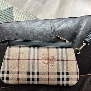 DUPE Burberry Wristlet